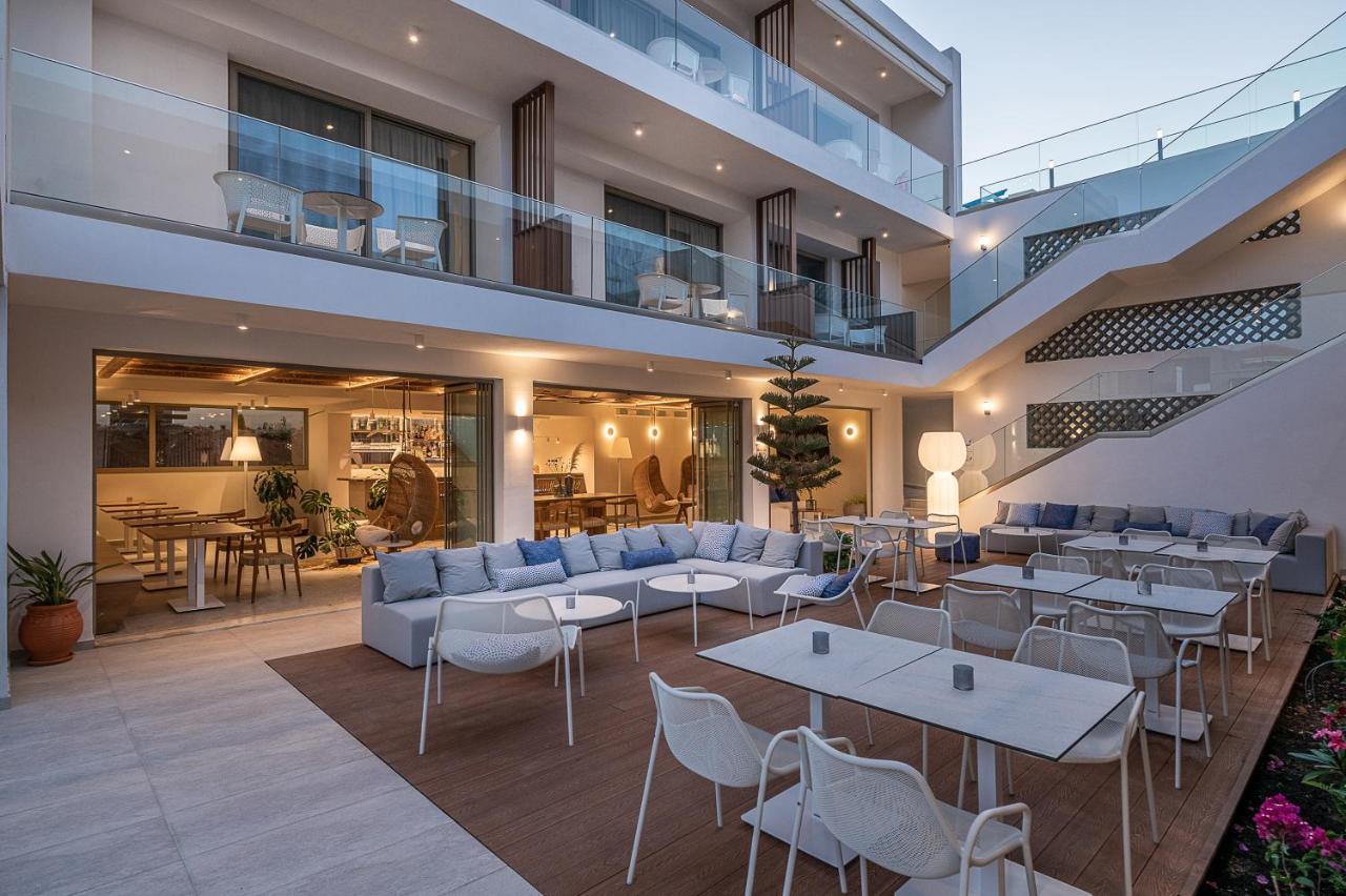 Romantica Hotel Apartments Agia Pelagia  Exterior photo