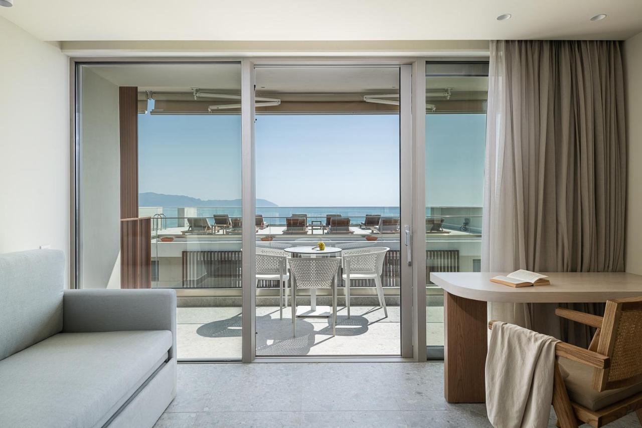 Romantica Hotel Apartments Agia Pelagia  Exterior photo