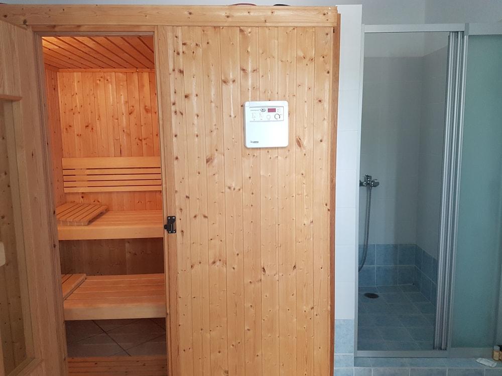 Romantica Hotel Apartments Agia Pelagia  Exterior photo