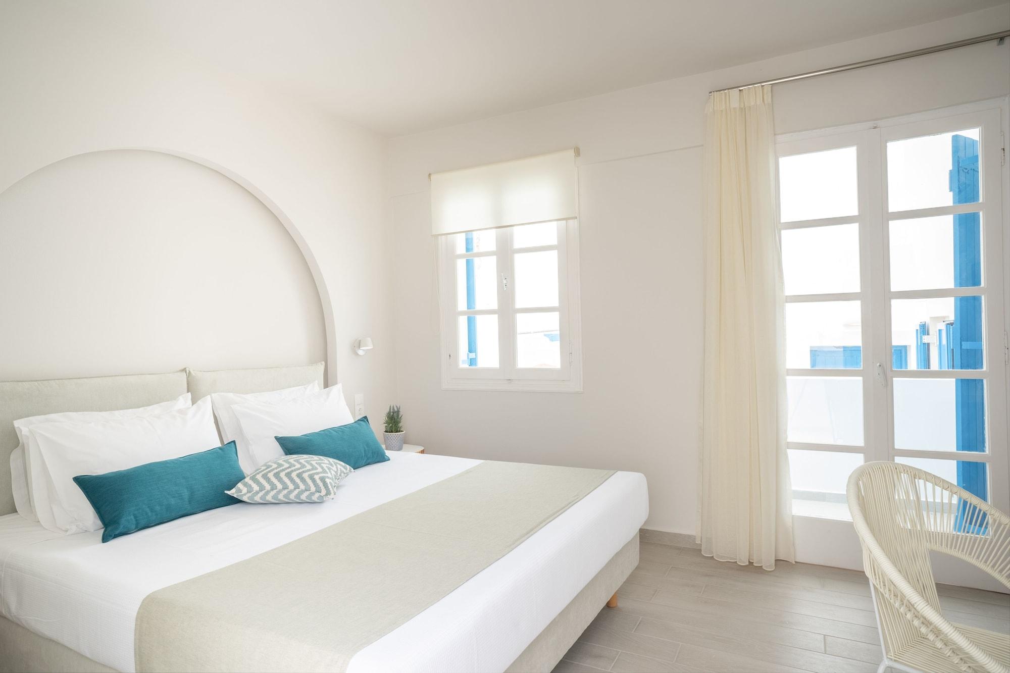 Romantica Hotel Apartments Agia Pelagia  Exterior photo