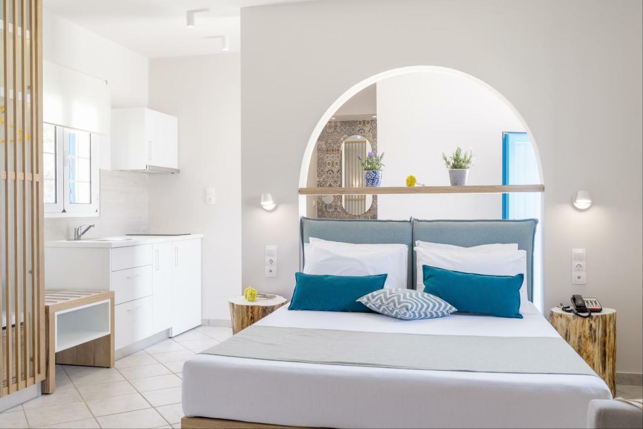 Romantica Hotel Apartments Agia Pelagia  Exterior photo