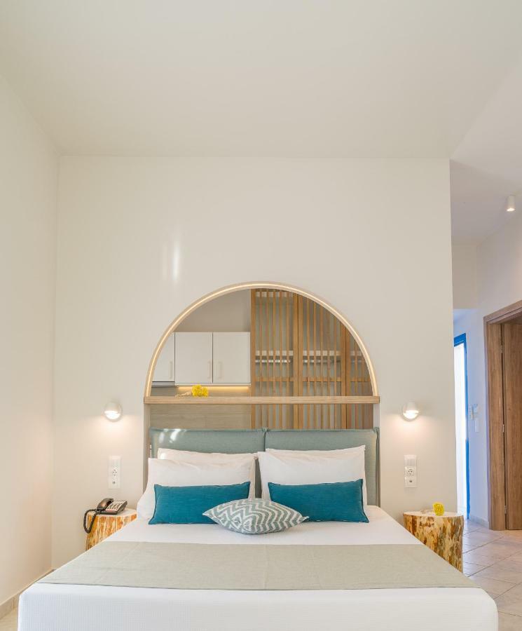 Romantica Hotel Apartments Agia Pelagia  Exterior photo